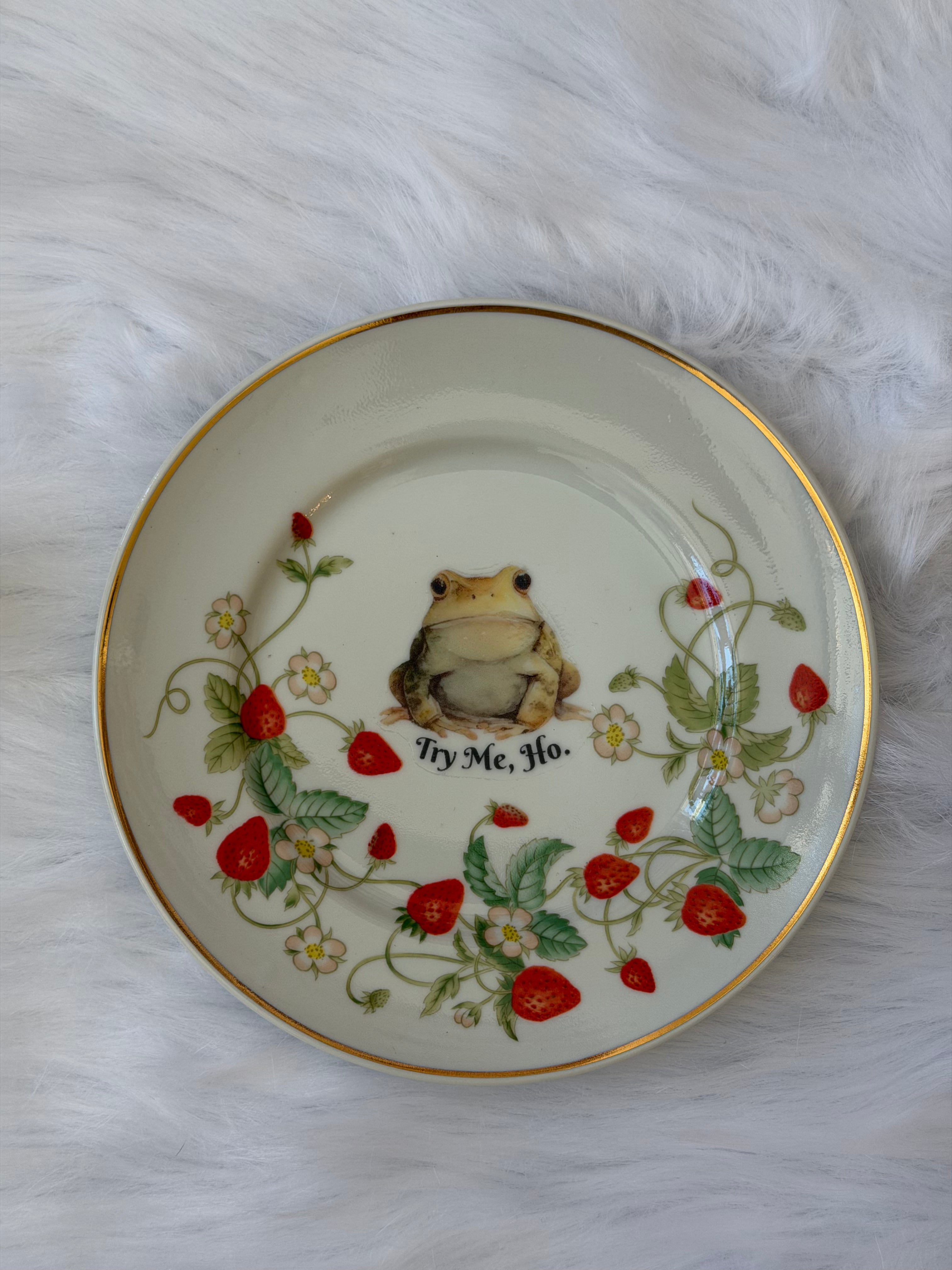 Try Me, Ho Decorative Plate