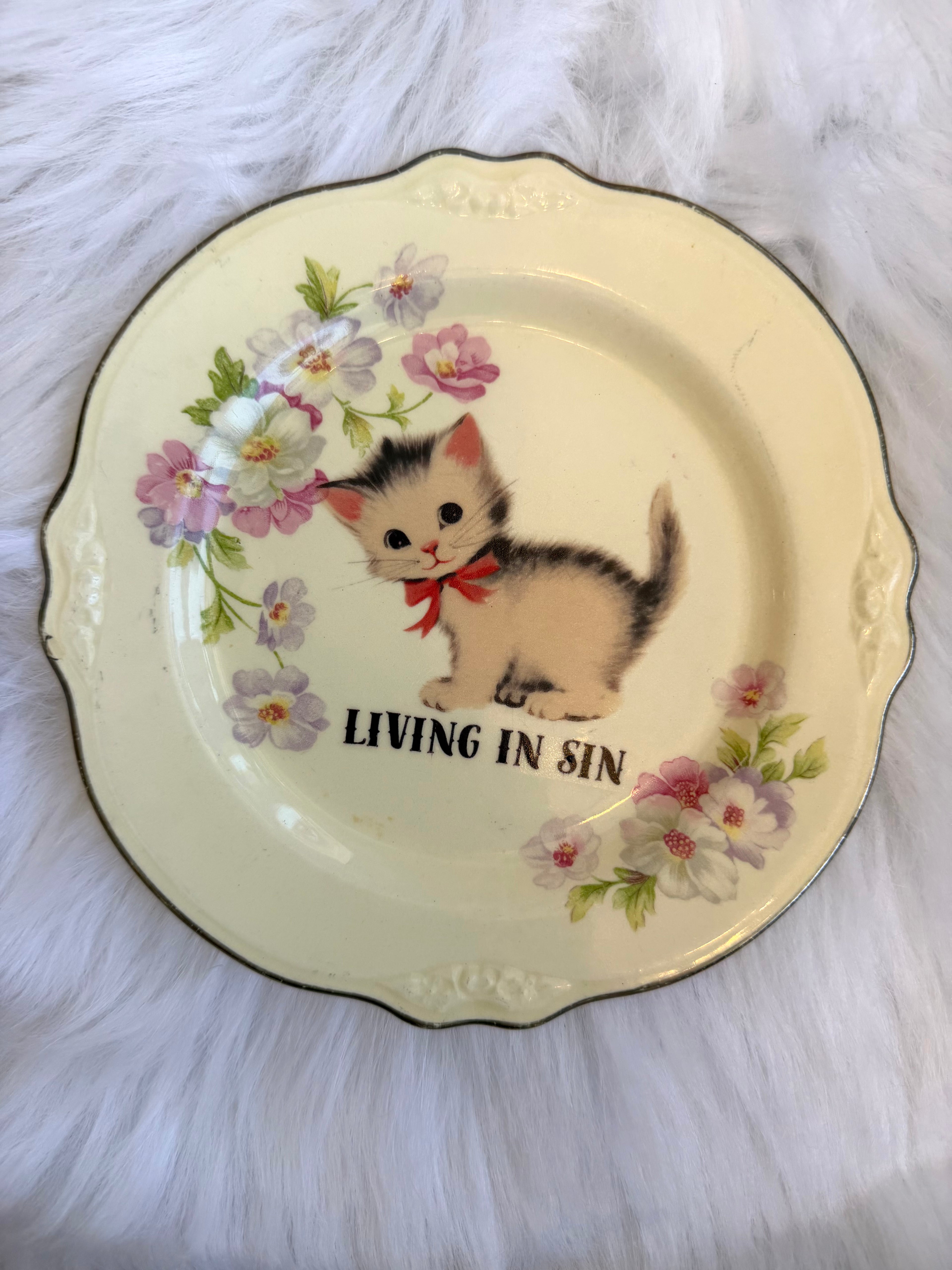 Living In Sin Decorative Vintage Plate