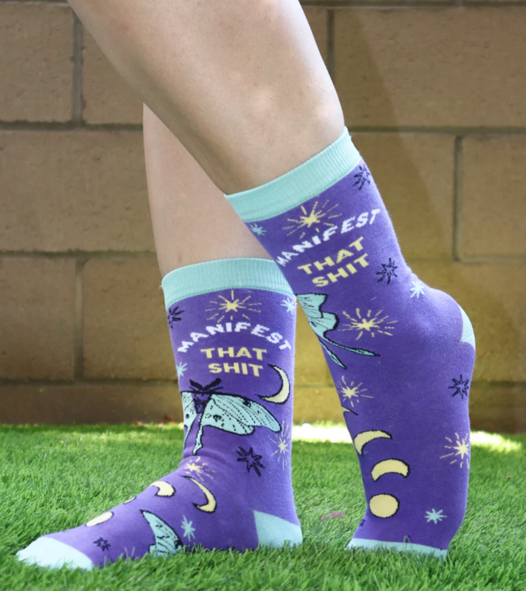 Manifest That Shit Women’s Crew Socks