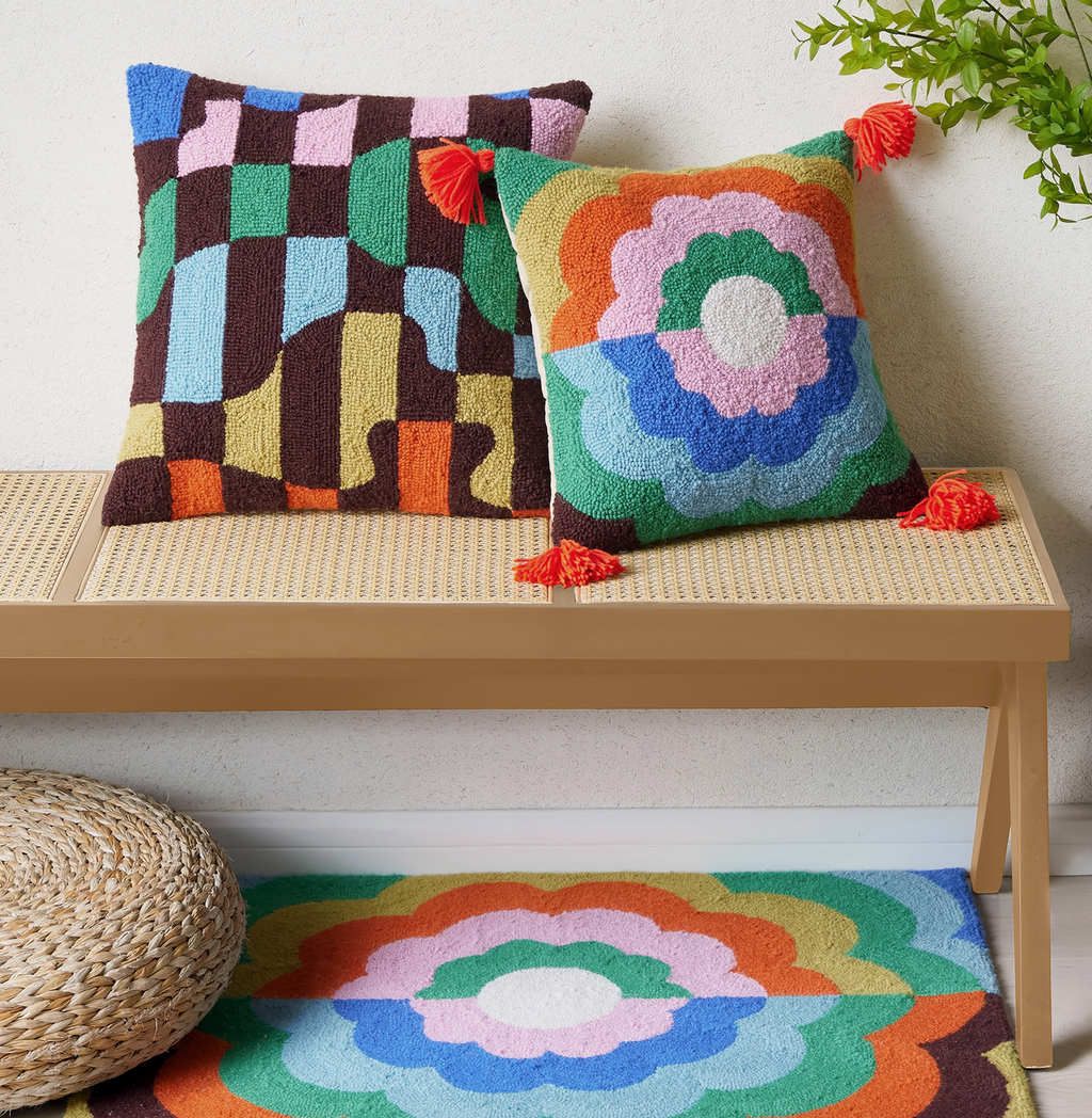 Flip Flop Floral With Tassels Hook Pillow