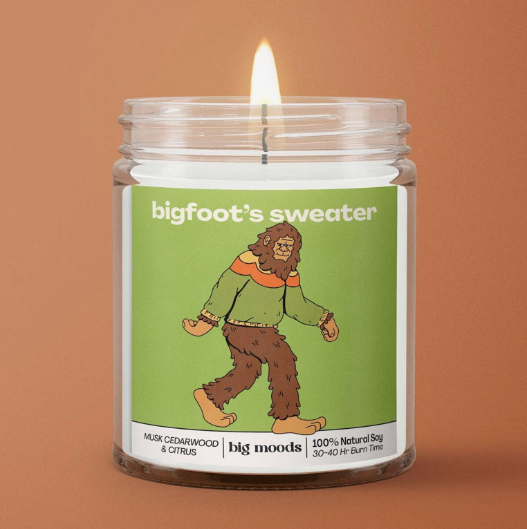 Bigfoots Sweater Candle